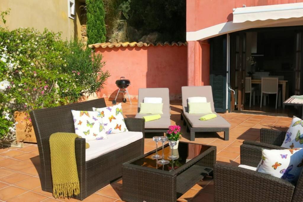 Apartamento en el Puerto de Sóller con gran terraza privada y vistas al mar. Piscina comunitaria. Localizado en un zona tranquila y muy soleada. Wifi gratis disponible. Parking. Exterior foto
