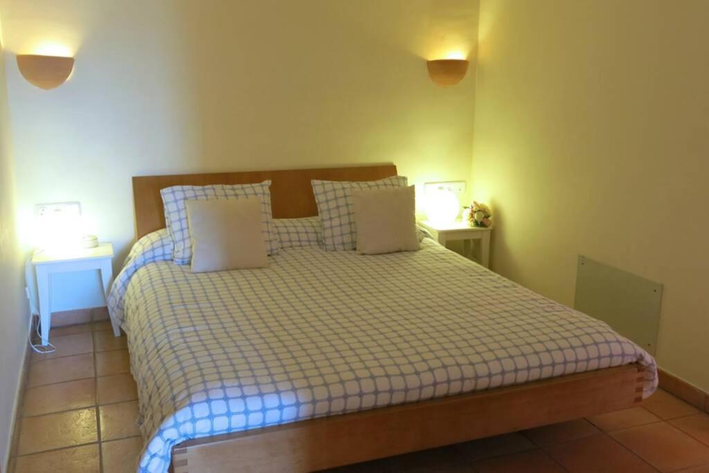 Apartamento en el Puerto de Sóller con gran terraza privada y vistas al mar. Piscina comunitaria. Localizado en un zona tranquila y muy soleada. Wifi gratis disponible. Parking. Exterior foto